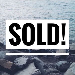 SOLD beyond this point🛍🛍